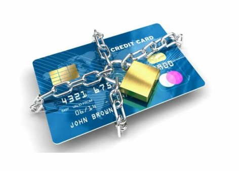 Блокировка банковской карты при денежных переводах: как этого избежать?